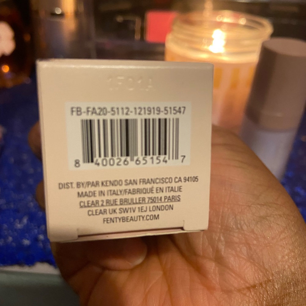 ⭐️💫⭐️FENTY MINI PRO-FILTER MATTIFYING PRIMER - Picture 4 of 8